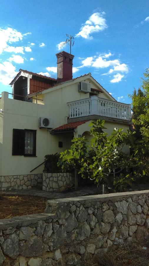 Knaffl Apartment Krk Town Bagian luar foto